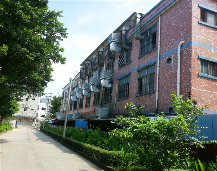 東莞企石環(huán)保空調廠房降溫設備安裝工程